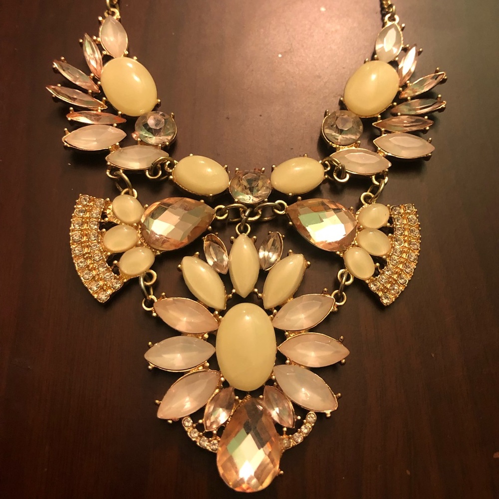 Pink & Gold STUNNING Necklace!